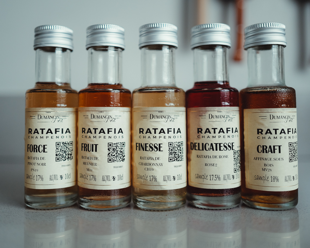 Collectie Dumangin Ratafia Champenois flessen van Champagne J. Fils uit Chigny-les-Roses